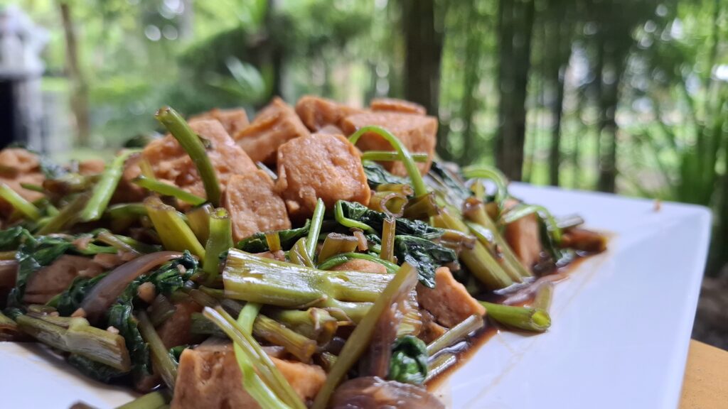 Kangkong with Tofu