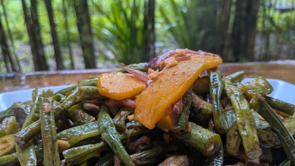 Simple One Pot Pinakbet Recipe