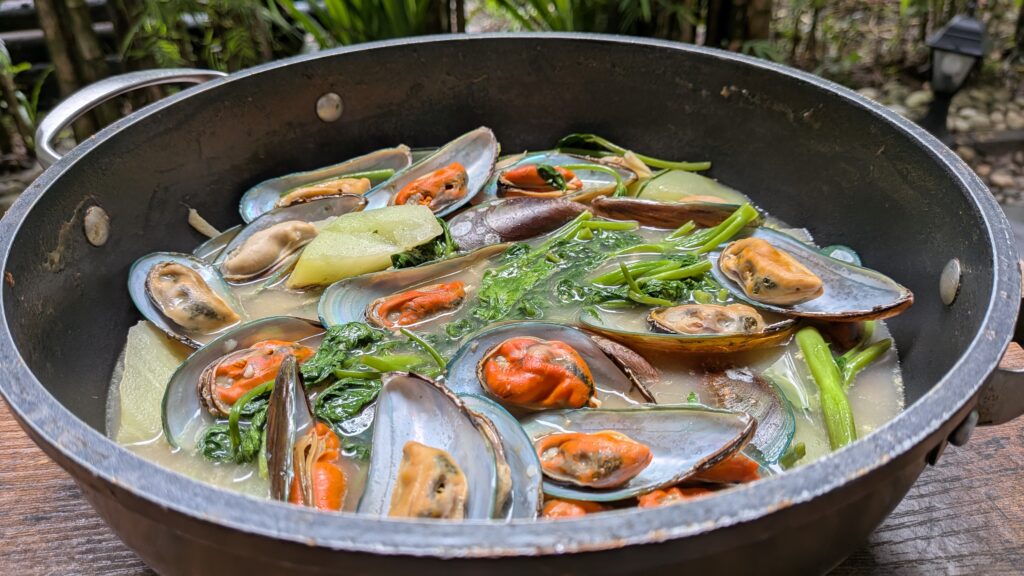 Tinolang Tahong – Your Nutritious Rainy Day Comfort Food